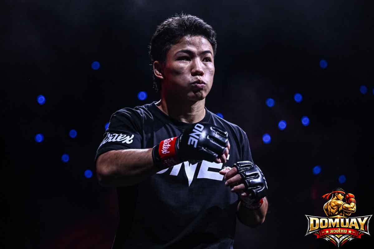 ไม่หลับไม่เลิกบู๊!-“คมอาวุธ”-ทุบหม้อข้าวแลก-“สมิงดำ”-ต้องชนะสถานเดียว